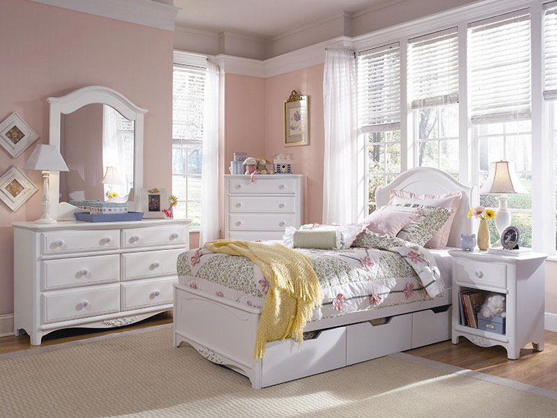 ide dekorasi kamar anak dengan unsur feminine