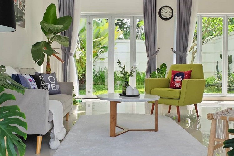 Buka jendela saat malam hari