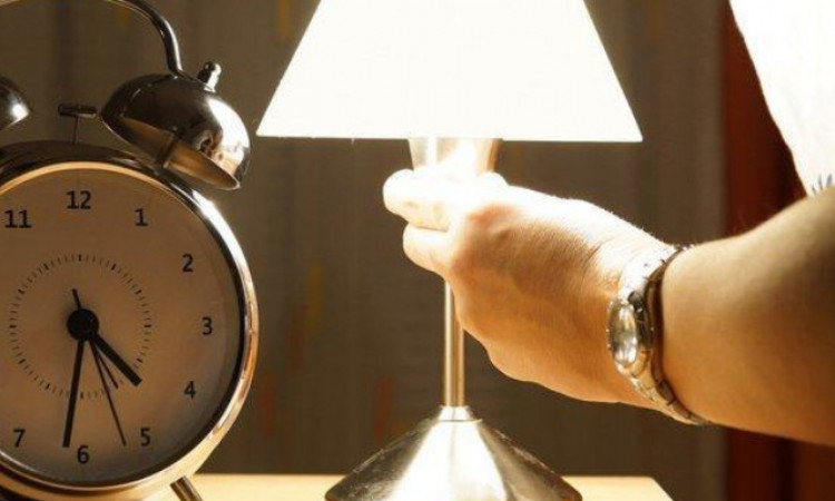 Matikan lampu saat tidur